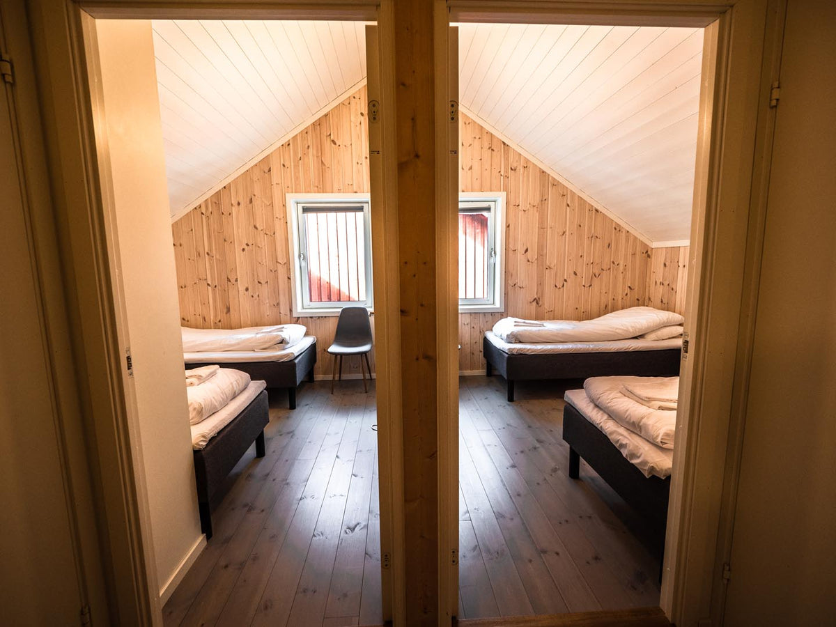 Sovrum i rorbu vid Nappstraumen i Lofoten