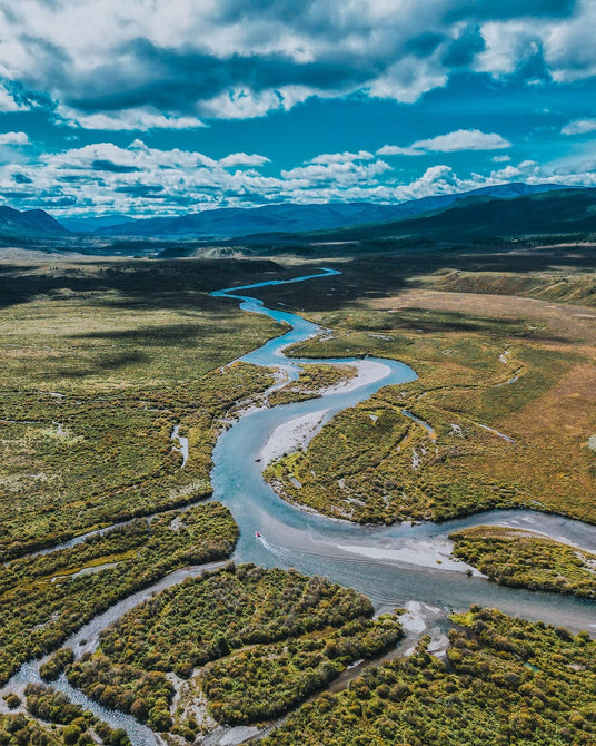 Flugfiske i Mongoliets vildmark längs älven Sisegid